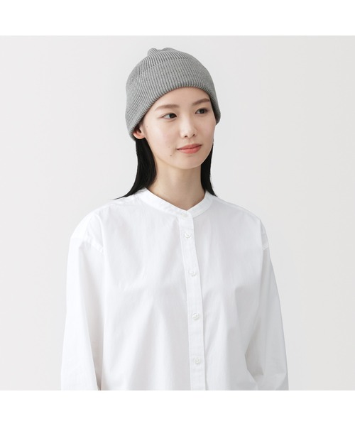 無印良品(ムジルシリョウヒン)の「UVカットコットンシルクワッチ(ニットキャップ/ビーニー・レディース・グレー/ブラック/アイボリー・55-59cm)」の1枚目の写真