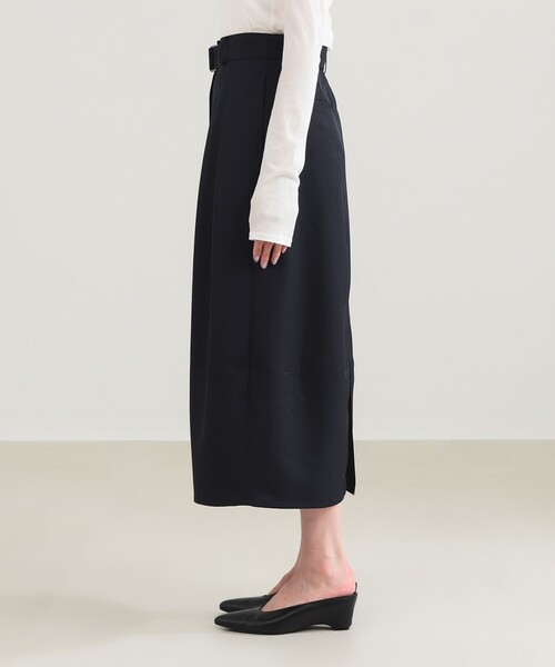 Demi-Luxe BEAMS(デミルクス ビームス)の「ベルテッド コクーン スカート(スカート・レディース・アッシュブラウン/ネイビー・36/38)」の21枚目の写真