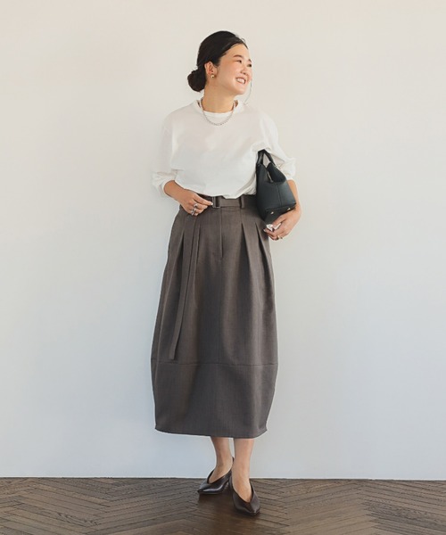 Demi-Luxe BEAMS(デミルクス ビームス)の「ベルテッド コクーン スカート(スカート・レディース・アッシュブラウン/ネイビー・36/38)」の3枚目の写真