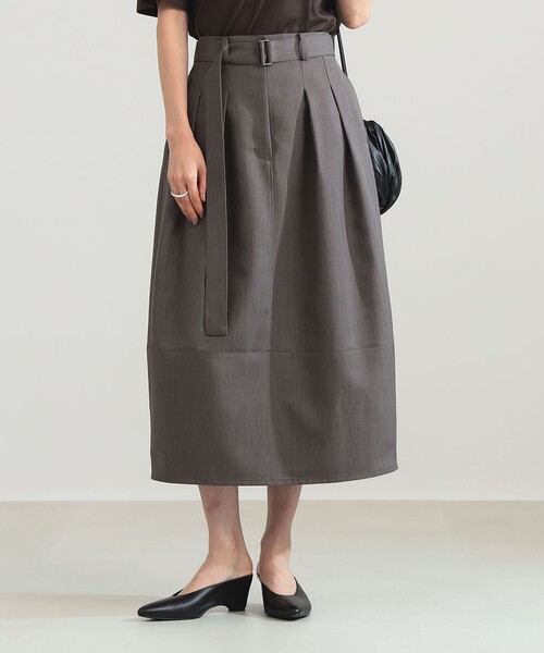 Demi-Luxe BEAMS(デミルクス ビームス)の「ベルテッド コクーン スカート(スカート・レディース・アッシュブラウン/ネイビー・36/38)」の4枚目の写真