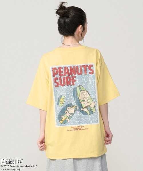 KRIFF MAYER(クリフメイヤー)の「【接触冷感・吸水速乾・毛玉防止】スヌーピープリントT(サーフ)(Tシャツ/カットソー・メンズ・チャコール/オフホワイト/ライトグリーン/ネイビー/イエロー・X-LARGE/LARGE/MEDIUM)」の5枚目の写真