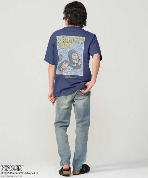KRIFF MAYER(クリフメイヤー)の「【接触冷感・吸水速乾・毛玉防止】スヌーピープリントT(サーフ)(Tシャツ/カットソー・メンズ・チャコール/オフホワイト/ライトグリーン/ネイビー/イエロー・X-LARGE/LARGE/MEDIUM)」の9枚目の写真