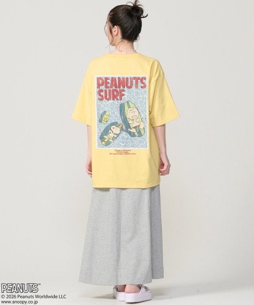 KRIFF MAYER(クリフメイヤー)の「【接触冷感・吸水速乾・毛玉防止】スヌーピープリントT(サーフ)(Tシャツ/カットソー・メンズ・チャコール/オフホワイト/ライトグリーン/ネイビー/イエロー・X-LARGE/LARGE/MEDIUM)」の10枚目の写真