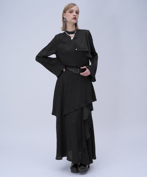 HARE（ハレ）の「ツヤジャガードフレアスリーブブラウス(HARE)（シャツ/ブラウス・レディース・オフホワイト/ブラック・FREE）」の4枚目の写真