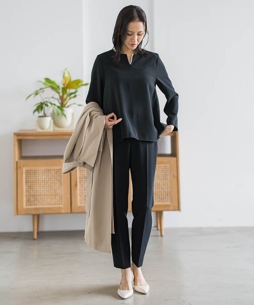 LAUTREAMONT(ロートレアモン)の「トリクシオンテーパードパンツ≪セットアップ対応/手洗い可能≫(その他パンツ・レディース・ネイビー/ブラック・11号/9号/7号)」の10枚目の写真