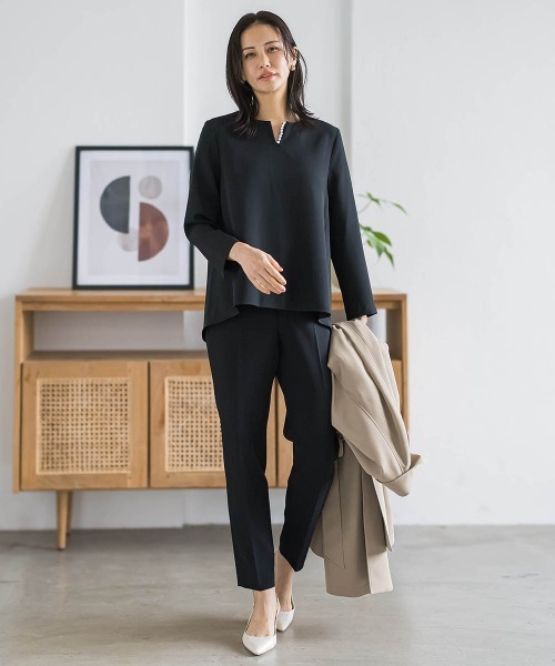 LAUTREAMONT(ロートレアモン)の「トリクシオンテーパードパンツ≪セットアップ対応/手洗い可能≫(その他パンツ・レディース・ネイビー/ブラック・11号/9号/7号)」の12枚目の写真