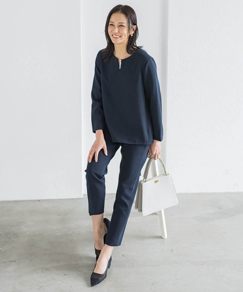 LAUTREAMONT(ロートレアモン)の「トリクシオンテーパードパンツ≪セットアップ対応/手洗い可能≫(その他パンツ・レディース・ネイビー/ブラック・11号/9号/7号)」の13枚目の写真