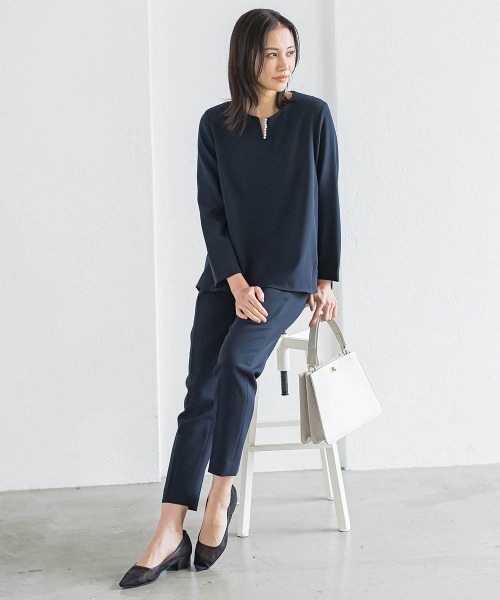 LAUTREAMONT(ロートレアモン)の「トリクシオンテーパードパンツ≪セットアップ対応/手洗い可能≫(その他パンツ・レディース・ネイビー/ブラック・11号/9号/7号)」の14枚目の写真