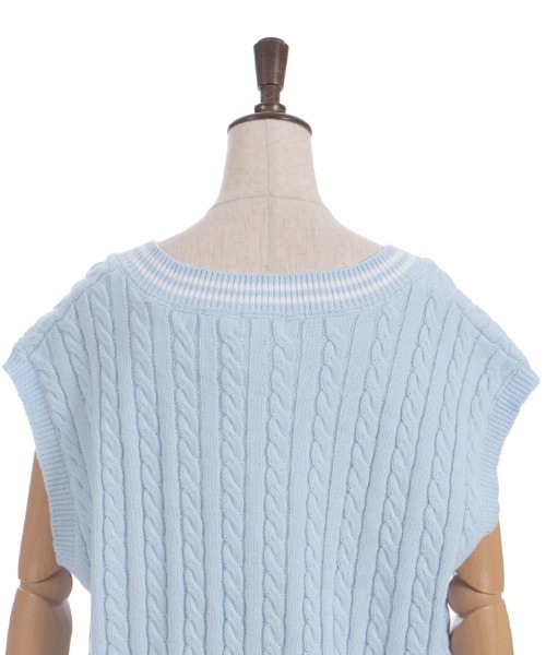 axes femme（アクシーズファム）の「刺繍入りチルデンニットベスト（ベスト・レディース・サックスブルー/チャコール/キナリ・FREE）」の21枚目の写真