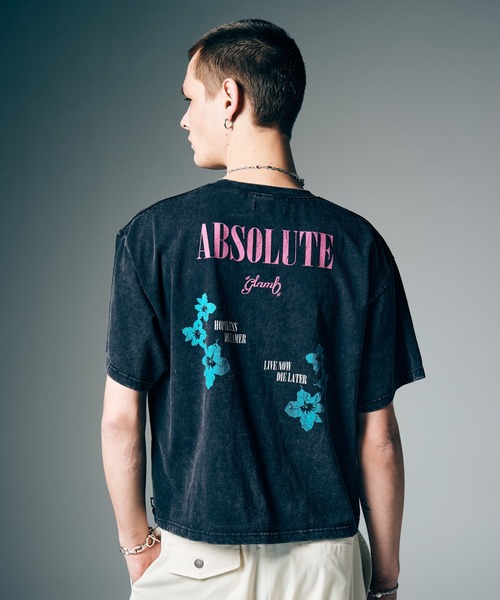 glamb(グラム)の「Spiral Flower T-Shirt / スパイラルフラワーTシャツ(Tシャツ/カットソー・メンズ・レッド/ブラック・S/M/L)」の8枚目の写真