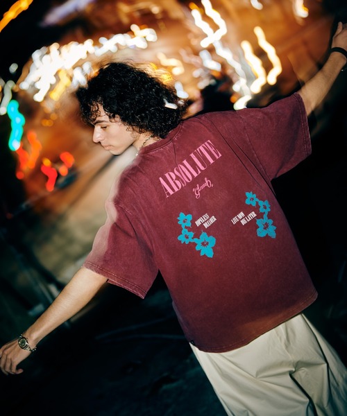 glamb(グラム)の「Spiral Flower T-Shirt / スパイラルフラワーTシャツ(Tシャツ/カットソー・メンズ・レッド/ブラック・S/M/L)」の15枚目の写真