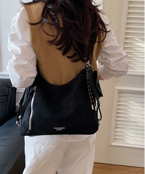 SALTMINT（ソルトミント）の「Y2K ポーチチャーム付きスエードコンビ バッグ/2WAY（ショルダーバッグ・レディース・ブラック/ダークブラウン・FREE）」の15枚目の写真