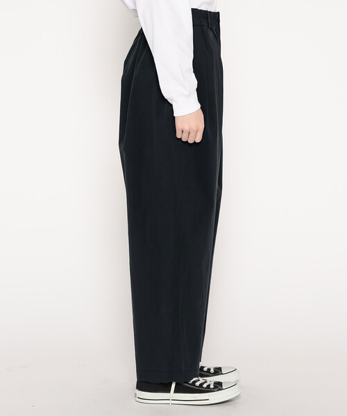 DANTON(ダントン)の「Women's C/N Twill Double Pleated Easy Pants(チノパンツ・レディース・オリーブ/チャコール/ベージュ/ネイビー・36/38)」の9枚目の写真