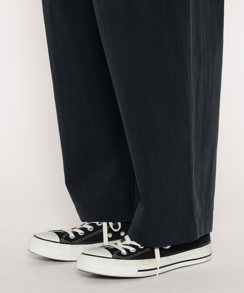 DANTON(ダントン)の「Women's C/N Twill Double Pleated Easy Pants(チノパンツ・レディース・オリーブ/チャコール/ベージュ/ネイビー・36/38)」の16枚目の写真
