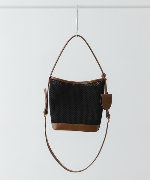 RODE SKO（ロデスコ）の「グラスホルダーセットメッシュ2WAYバッグ（ショルダーバッグ・レディース・グレー/ダークブラウン/ブラック・ONE）」の10枚目の写真