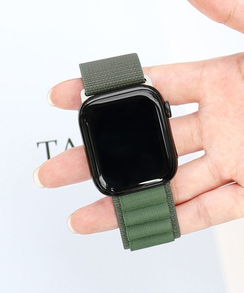 Fun & Daily(ファンアンドデイリー)の「Nylon Loop Apple Watch Band / アップルウオッチ(デジタル腕時計・メンズ・オレンジ/グリーン/ブラック/オリーブ・A/B)」の3枚目の写真