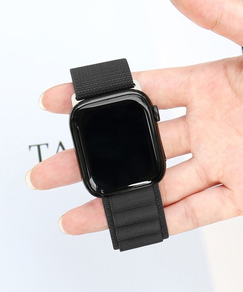 Fun & Daily(ファンアンドデイリー)の「Nylon Loop Apple Watch Band / アップルウオッチ(デジタル腕時計・メンズ・オレンジ/グリーン/ブラック/オリーブ・A/B)」の2枚目の写真