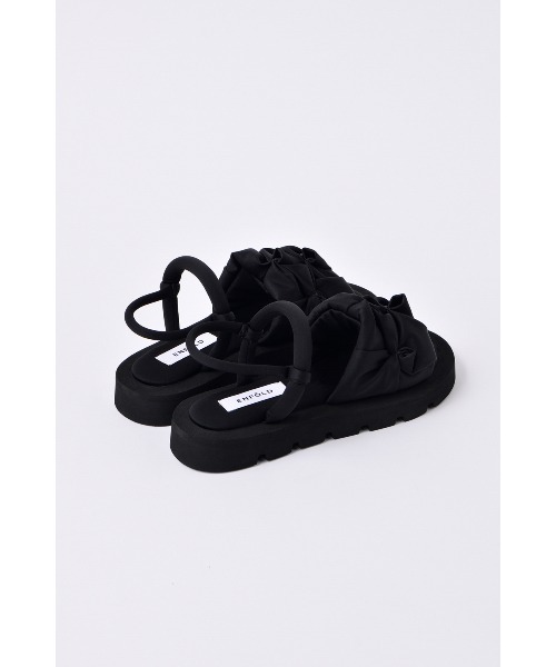 ENFOLD(エンフォルド)の「PADDED SANDALS(サンダル・レディース・ブラック/ライム/アイボリー・36/37/38)」の5枚目の写真