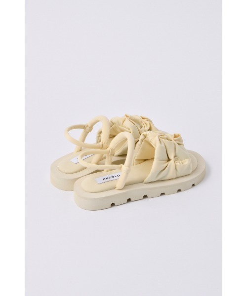ENFOLD(エンフォルド)の「PADDED SANDALS(サンダル・レディース・ブラック/ライム/アイボリー・36/37/38)」の4枚目の写真