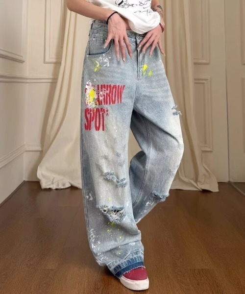 LAC-VERT(ラック・ヴェール)の「ペイントロゴダメージデニムパンツ(デニムパンツ・レディース・ブルー・LARGE/MEDIUM)」の5枚目の写真