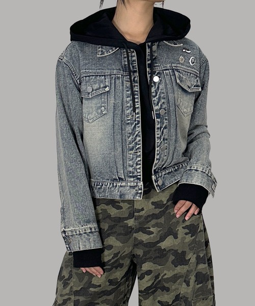 MATU:TA（マトゥータ）の「BAYSTARS DENIM JACKET / デニムジャケット ジージャン オーバーサイズ 秋アウター ミドル丈 ワッペン 刺繍ロゴ 野球観戦コーデ [横浜 DeNA BAYSTARS 公式ライセンス商品]（デニムジャケット・レディース・ブルー・FREE）」の12枚目の写真