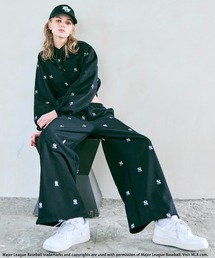 BACK TO THE FIELD（バック トゥー ザ フィールド）の「【MLB】総柄刺しゅうロゴフーディセットアップ（セットアップ）」