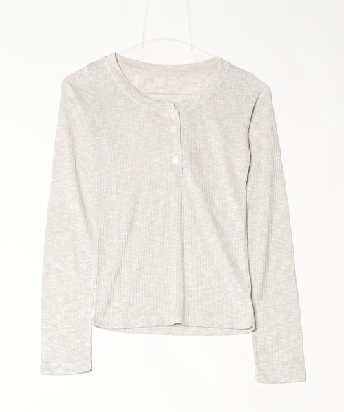 NUJOH(ヌゾ)の「Henley Rib Top / ヘンリーネックリブトップ(Tシャツ/カットソー・レディース・グレー/ライトベージュ/ブラック/ホワイト・FREE)」の20枚目の写真