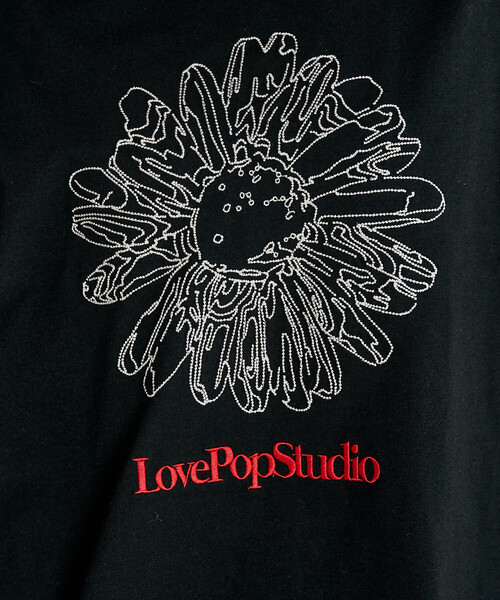 PUBLUX(パブリュクス)の「PUBLUX/パブリュクス <機能性素材>LOVE POP STUDIO フラワー エンブロイダリー Tシャツ 限定展開(Tシャツ/カットソー・メンズ・ブラック/ホワイト/ブラウン/ネイビー・LARGE/MEDIUM/SMALL)」の16枚目の写真