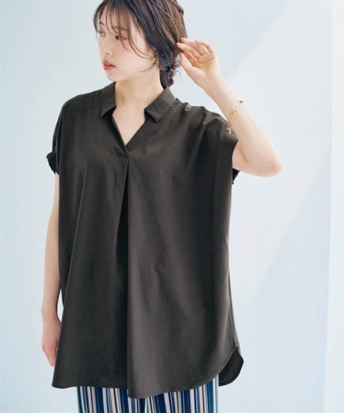 nissen（ニッセン）の「袖シャーリングシャツチュニック（その他トップス・レディース・オフホワイト/ライトグリーン/チャコール・LL/L/M/S）」の2枚目の写真
