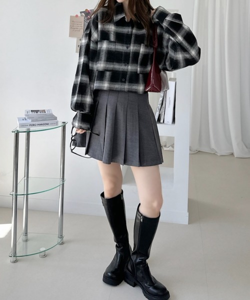Ada.(エイダ)の「チェック柄 クロップド シャツ(シャツ/ブラウス・レディース・ブラック/レッド/アイボリー/ブルー・FREE)」の5枚目の写真