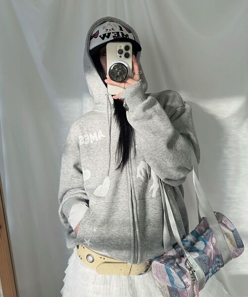 AMESWORLDWIDE（アメスワールドワイド）の「UNICORN DRAWING HOODIE ZIP-UP GREY（パーカー・レディース・その他・FREE）」の17枚目の写真