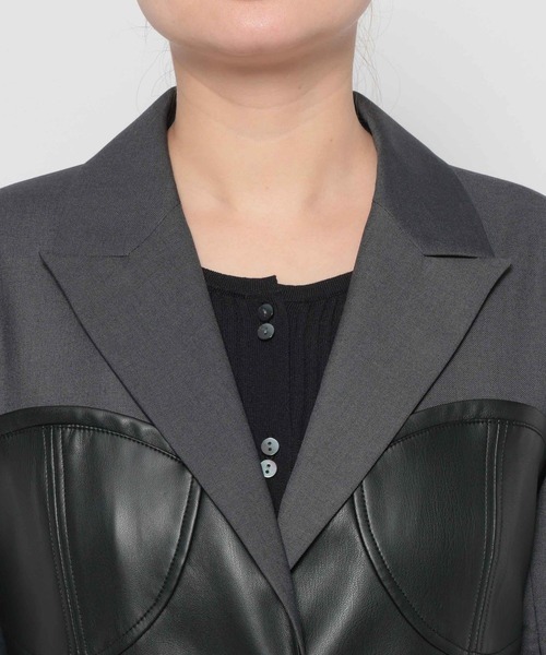 HARE（ハレ）の「【NANA×HARE】コルセットデザインフェイクレザージャケット（テーラードジャケット・レディース・グレー/ブラック・SMALL/MEDIUM）」の10枚目の写真