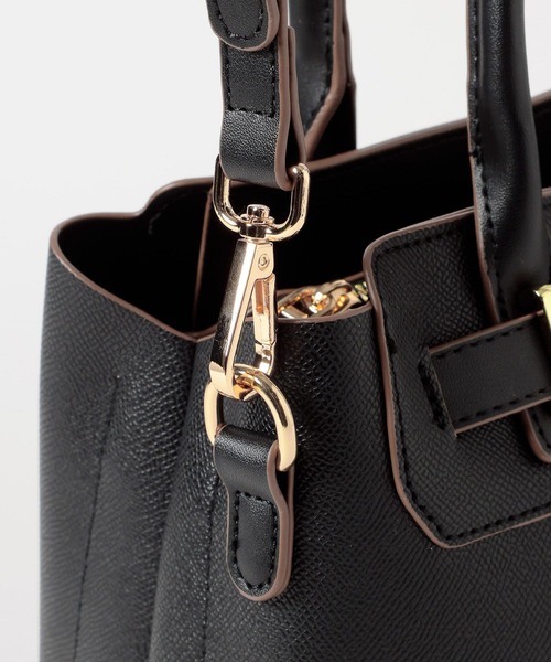 mysty woman（ミスティウーマン）の「ロックベルトSBAG 681246（ショルダーバッグ・レディース・ブラック/アイボリー・FREE）」の7枚目の写真