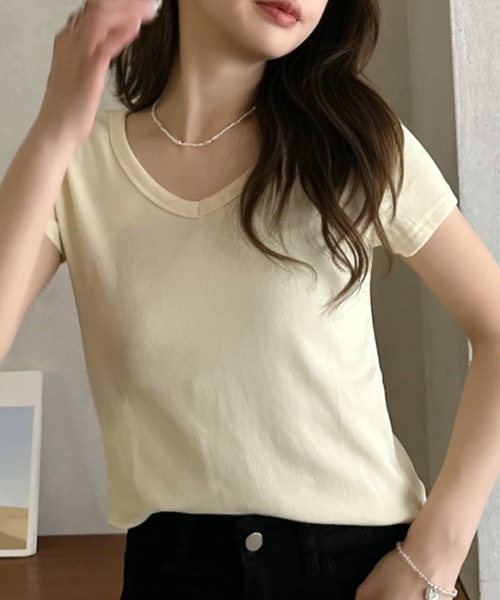 Eclat one(エクラワン)の「【Eclat one】Vネック コンパクト丈 半袖 カットソー(Tシャツ/カットソー・レディース・イエロー/グレー/ホワイト/ブラック・FREE)」の8枚目の写真