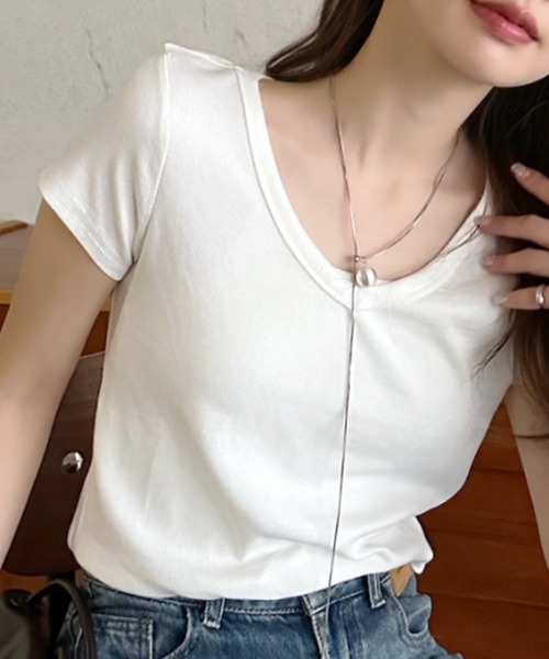 Eclat one(エクラワン)の「【Eclat one】Vネック コンパクト丈 半袖 カットソー(Tシャツ/カットソー・レディース・イエロー/グレー/ホワイト/ブラック・FREE)」の6枚目の写真