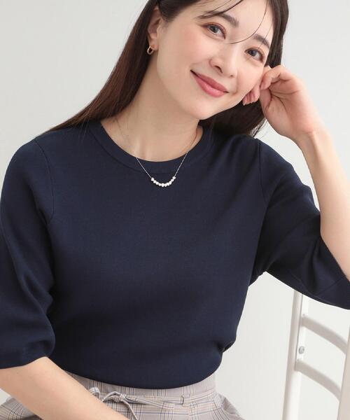 SHOO・LA・RUE(シューラルー)の「【毎日洗える/S-LL】上半身がすっきり見える 多機能5分袖ニット(ニット/セーター・レディース・ブルー系その他/チャコール/レッド系9/ダークブラウン/ナチュラル/ホワイト系5/ブラック/スモーキーグリーン系/ネイビー系5・01/02/03/04)」の8枚目の写真