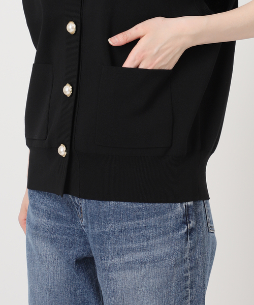 Spick & Span（スピックアンドスパン）の「《一部店舗+WEB限定》パールボタンウォッシャブルニットベスト（ベスト・レディース・ブラウン/ホワイト/ブラック・FREE）」の16枚目の写真