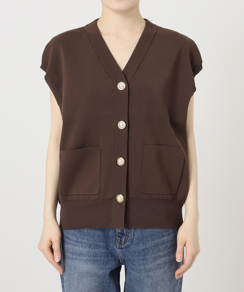Spick & Span（スピックアンドスパン）の「《一部店舗+WEB限定》パールボタンウォッシャブルニットベスト（ベスト・レディース・ブラウン/ホワイト/ブラック・FREE）」の22枚目の写真