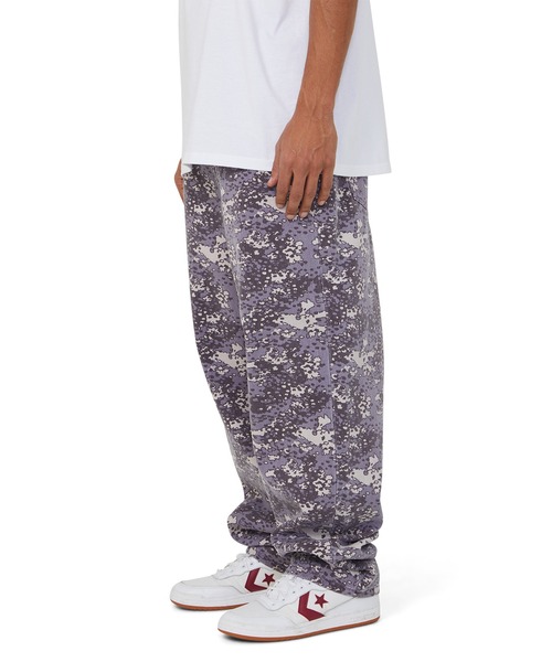 HUF(ハフ)の「CROMER CAMO PANT(デニムパンツ・メンズ・パープル系その他/グリーン・34/32/36/30/28)」の12枚目の写真
