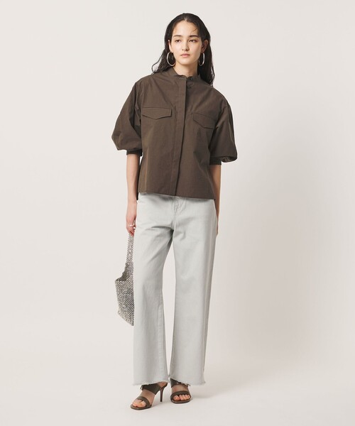 UNITED ARROWS(ユナイテッドアローズ)の「NALYA バンドカラー シャツ(シャツ/ブラウス・レディース・その他1/オフホワイト/ダークブラウン・FREE)」の7枚目の写真