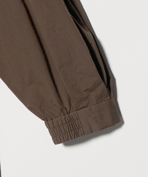 UNITED ARROWS(ユナイテッドアローズ)の「NALYA バンドカラー シャツ(シャツ/ブラウス・レディース・その他1/オフホワイト/ダークブラウン・FREE)」の21枚目の写真