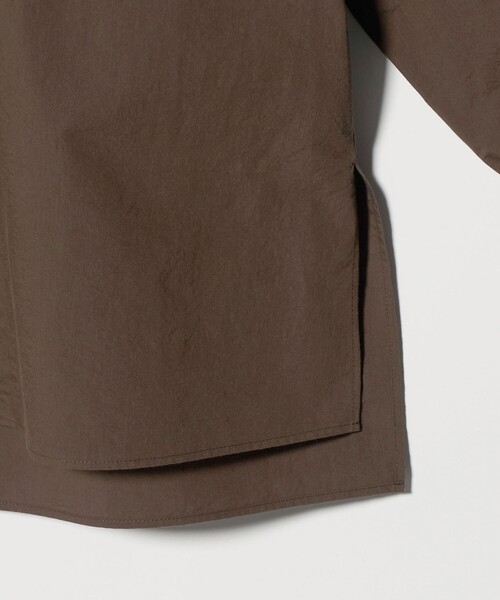 UNITED ARROWS(ユナイテッドアローズ)の「NALYA バンドカラー シャツ(シャツ/ブラウス・レディース・その他1/オフホワイト/ダークブラウン・FREE)」の22枚目の写真