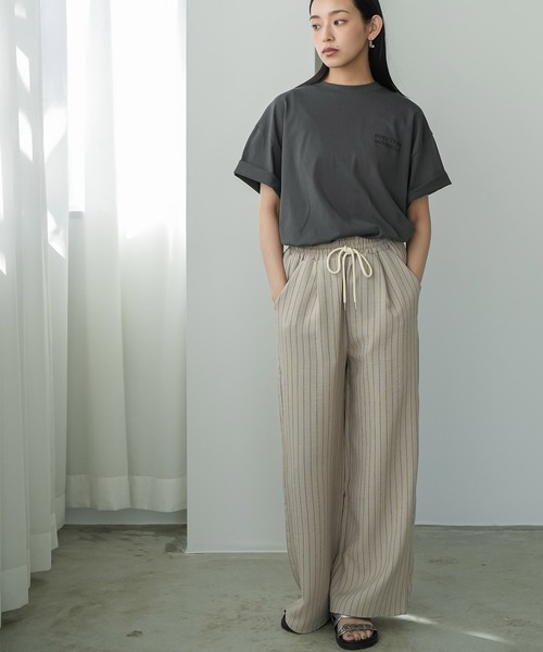 mili an deni（ミリアンデニ）の「ストライプイージーパンツ（その他パンツ・レディース・ベージュ/グレー・M）」の9枚目の写真