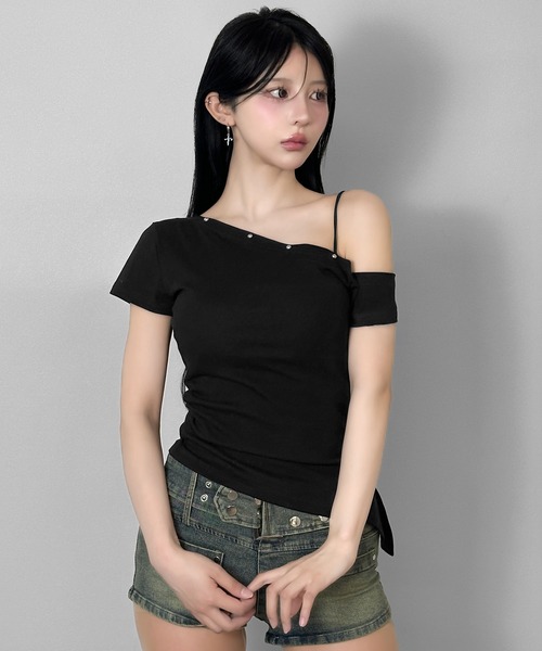 FOLLOWIN(フォロウィン)の「3color/アシメネックスタッズトップス(Tシャツ/カットソー・レディース・ホワイト/ブラック/グレー・FREE)」の13枚目の写真