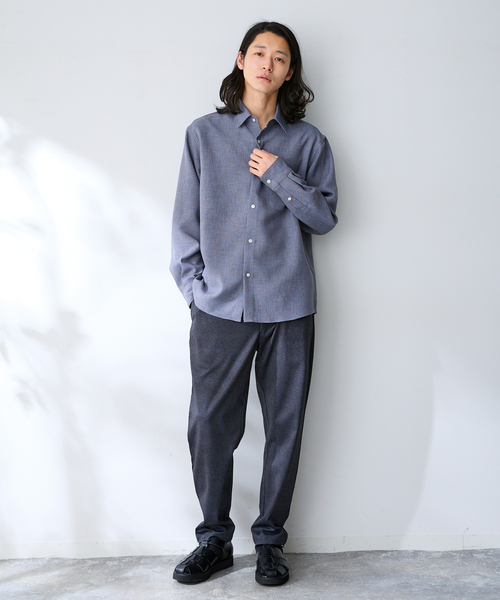 B.C STOCK(ベーセーストック)の「ドライメランジェオックス レギュラーシャツ(シャツ/ブラウス・メンズ・グレー/アイボリー/ネイビー・LARGE/MEDIUM/SMALL)」の4枚目の写真