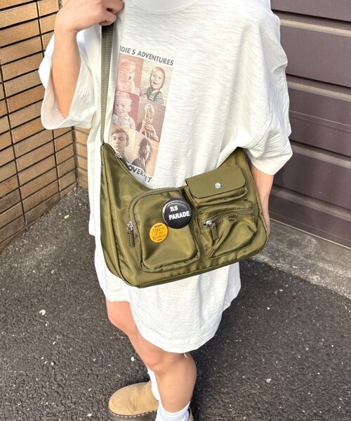 CIAOPANIC TYPY（チャオパニックティピー）の「【UNISEX】メニーポケットショルダーBAG（ショルダーバッグ・レディース・ブラック/カーキ・ONE SIZE）」の3枚目の写真