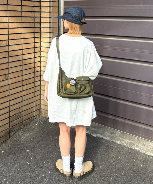 CIAOPANIC TYPY（チャオパニックティピー）の「【UNISEX】メニーポケットショルダーBAG（ショルダーバッグ・レディース・ブラック/カーキ・ONE SIZE）」の7枚目の写真