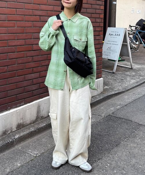 CIAOPANIC TYPY（チャオパニックティピー）の「【UNISEX】メニーポケットショルダーBAG（ショルダーバッグ・レディース・ブラック/カーキ・ONE SIZE）」の17枚目の写真