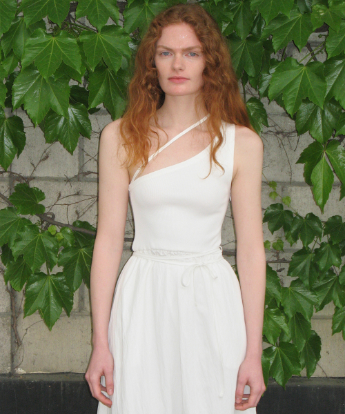 DIAGONAL(ダイアゴナル)の「ONE OFF-SHOULDER LONG DRESS (white)(ワンピース・レディース・その他・MEDIUM)」の2枚目の写真