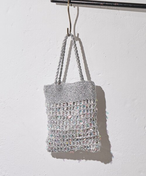CIAOPANIC TYPY(チャオパニックティピー)の「:【2WAYで使用可能!】チェーン付き手編みスパンコールBAG(ショルダーバッグ・レディース・シルバー/ゴールド/ダークグレー・ONE SIZE)」の5枚目の写真